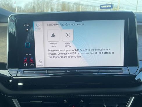 Certified 2025 Volkswagen Atlas SE image 18