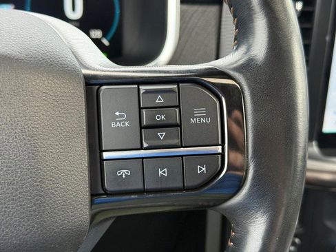 Certified 2022 Ford F150 Platinum w/ Equipment Group 701A High image 19