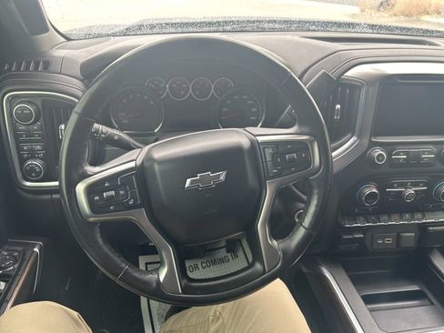 Used 2021 Chevrolet Silverado 1500 LT Trail Boss w/ Convenience Package II image 16