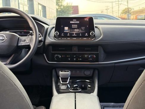 Certified 2025 Nissan Rogue S AWD/4WD image 13