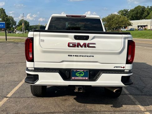 Certified 2022 GMC Sierra 2500 AT4 w/ Snow Plow Prep/Camper Package AWD/4WD image 6