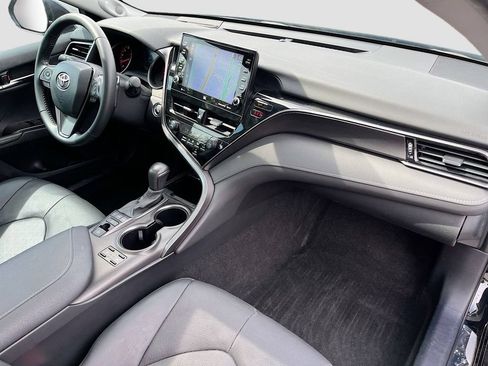 Used 2024 Toyota Camry XSE w/ Navigation Package image 30