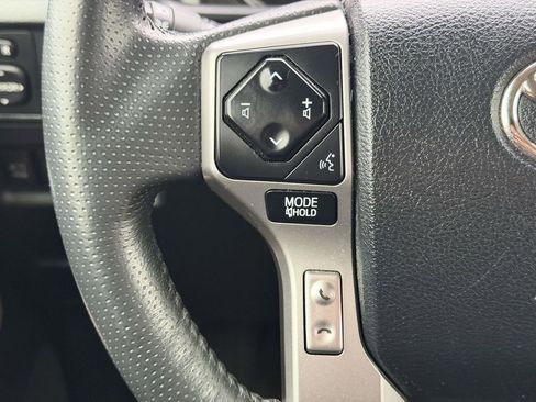 Used 2022 Toyota 4Runner Limited image 9