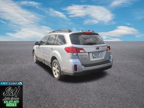 Used 2014 Subaru Outback 2.5i Premium AWD/4WD image 8