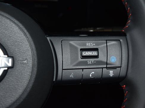 New 2026 Nissan Kicks SR w/ Cold Weather Package image 7