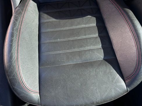 Used 2019 Buick Cascada Sport Touring w/ Dark Effects Package image 26