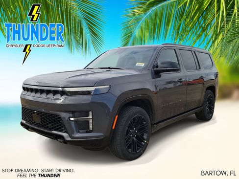 New 2026 Jeep Grand Wagoneer Limited AWD/4WD image 2