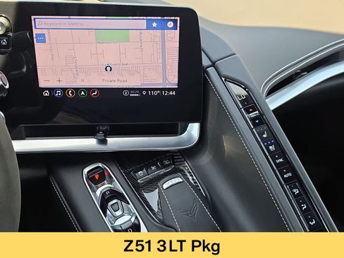 Used 2023 Chevrolet Corvette Stingray Premium Conv w/ Z51 Performance Package RWD image 19
