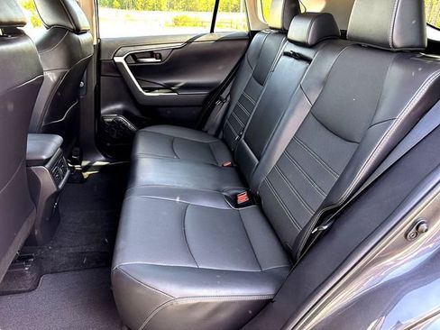Used 2023 Toyota RAV4 Limited image 18
