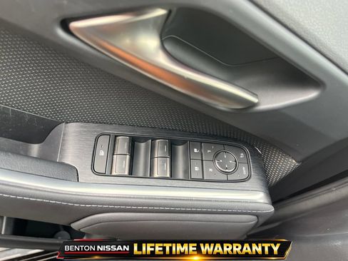 Used 2024 Lexus GX 550 w/ Accessory Package (2T) AWD/4WD image 13