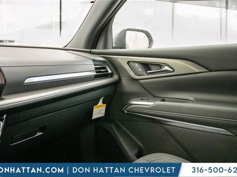 New 2026 Chevrolet Traverse LT image 15