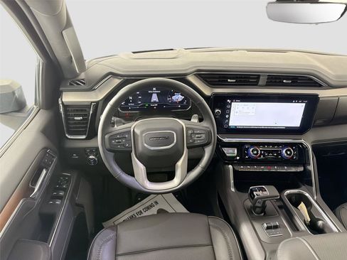 Used 2025 GMC Sierra 1500 Denali w/ Denali Reserve Package AWD/4WD image 23