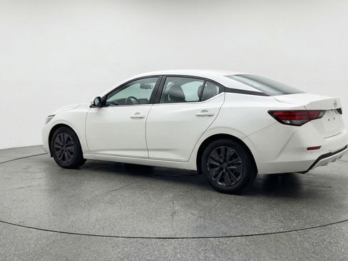 Used 2025 Nissan Sentra S FWD image 6