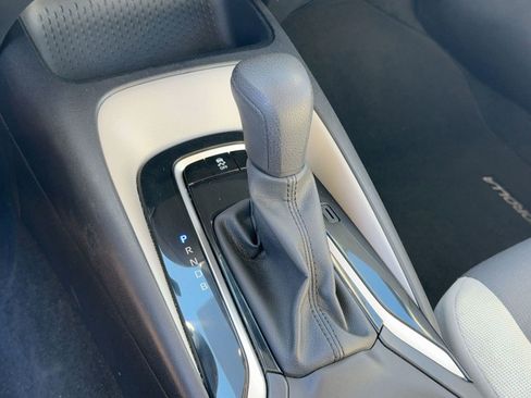 Used 2023 Toyota Corolla LE image 16