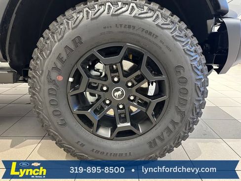New 2026 Ford Bronco Badlands AWD/4WD image 23