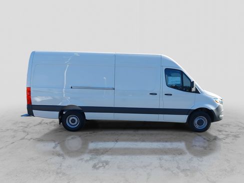 New 2025 Mercedes-Benz Sprinter 3500 image 4