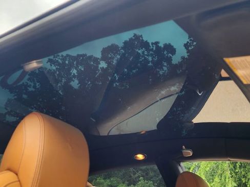 Used 2016 Ferrari FF image 5