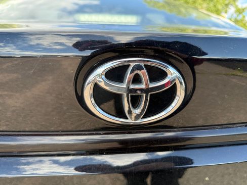Used 2025 Toyota Corolla LE FWD image 22