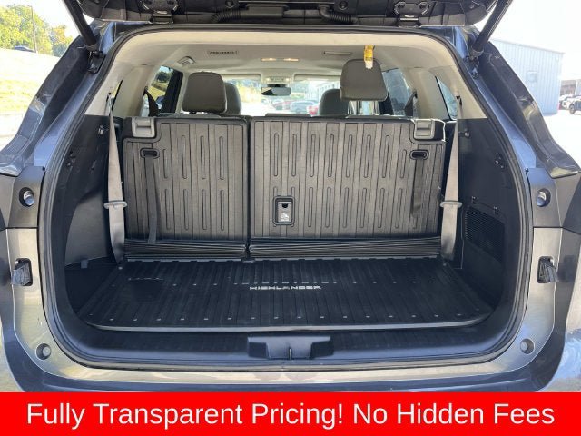 Used 2023 Toyota Highlander XLE AWD/4WD image 21