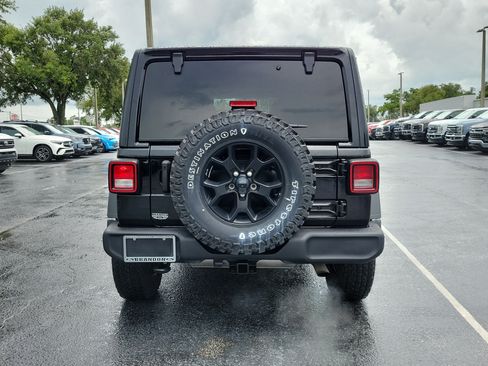 Used 2023 Jeep Wrangler Unlimited Sport AWD/4WD image 9