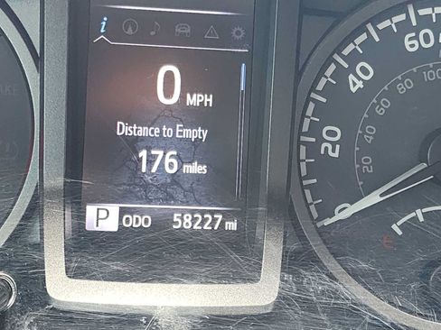 Used 2019 Toyota Tacoma TRD Off-Road AWD/4WD image 25