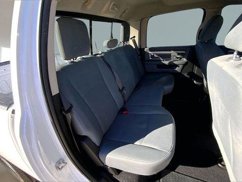 Used 2019 RAM 1500 Classic SLT image 25