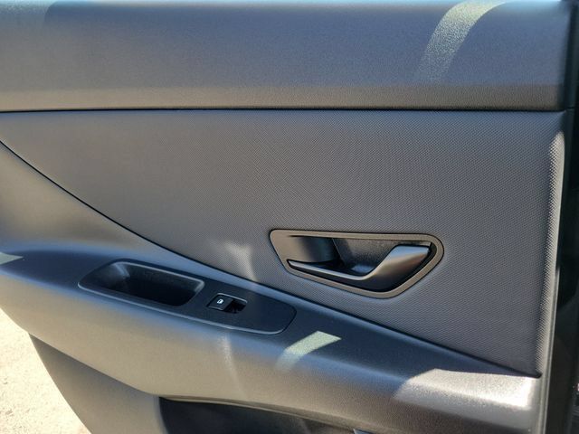 New 2026 Hyundai Elantra SEL Sport FWD image 22
