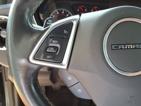 Used 2021 Chevrolet Camaro LT RWD image 14