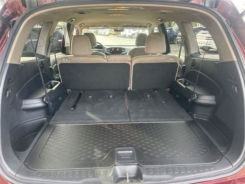 Used 2019 Honda Pilot EX image 12