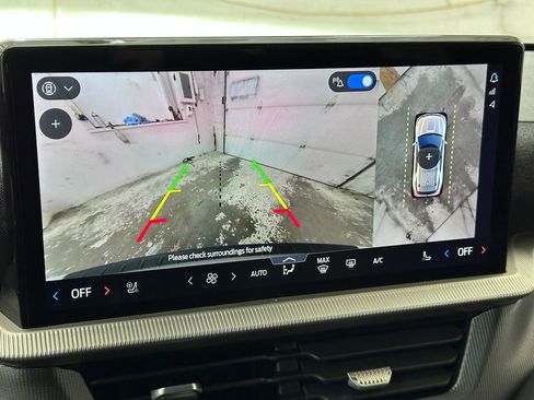 New 2026 Ford Explorer ST-Line image 45