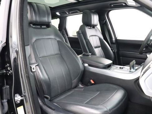Used 2019 Land Rover Range Rover Sport HST image 29