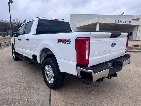 New 2026 Ford F250 XLT w/ FX4 Off-Road Package AWD/4WD image 3
