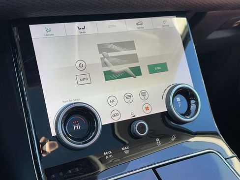 Used 2018 Land Rover Range Rover Velar S image 18