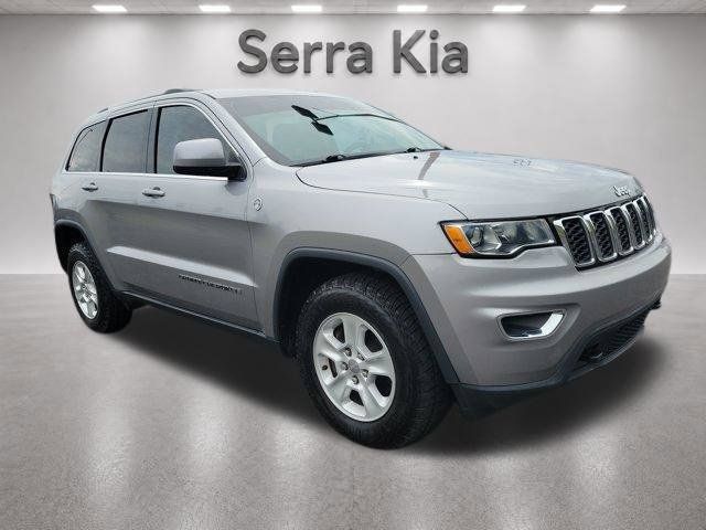 Used 2017 Jeep Grand Cherokee Laredo w/ Quick Order Package 23E AWD/4WD image 8