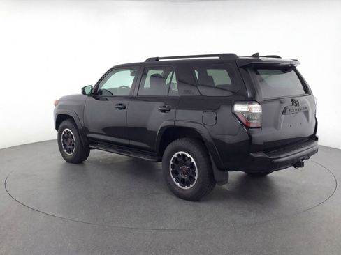 Used 2025 Toyota 4Runner 4WD image 6