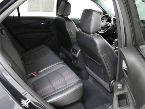 Used 2023 Chevrolet Equinox RS AWD/4WD image 29