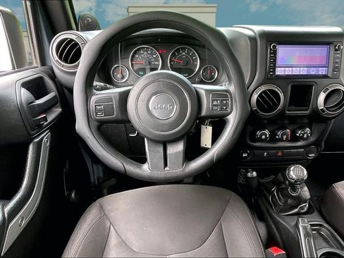 Used 2014 Jeep Wrangler Unlimited Sport AWD/4WD image 5