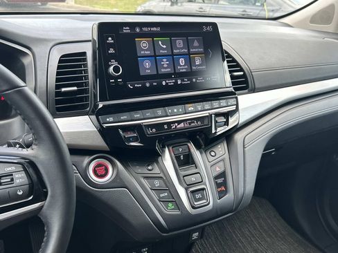 Used 2025 Honda Odyssey EX-L image 32