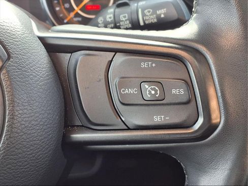 Used 2018 Jeep Wrangler Unlimited Sport S image 13