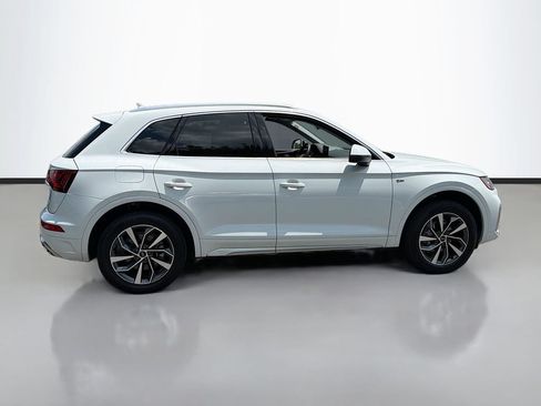Used 2023 Audi Q5 2.0T Premium Plus w/ Premium Plus Package AWD/4WD image 4