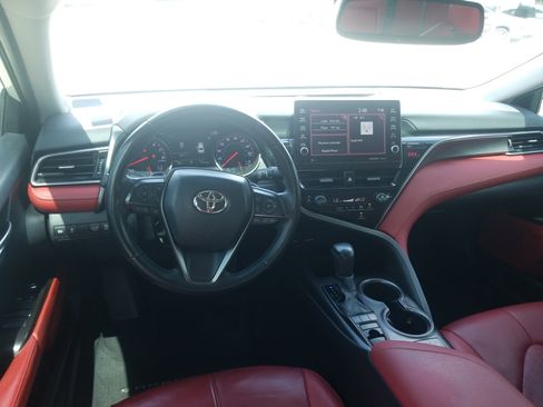Used 2021 Toyota Camry XSE FWD image 18