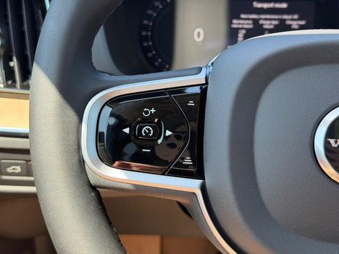 New 2026 Volvo XC60 T8 Ultra w/ Protection Package Premier AWD/4WD image 13