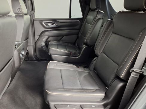 Used 2021 GMC Yukon SLT image 23