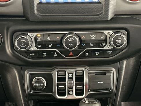 Used 2021 Jeep Wrangler Unlimited Sahara w/ Safety Group image 15