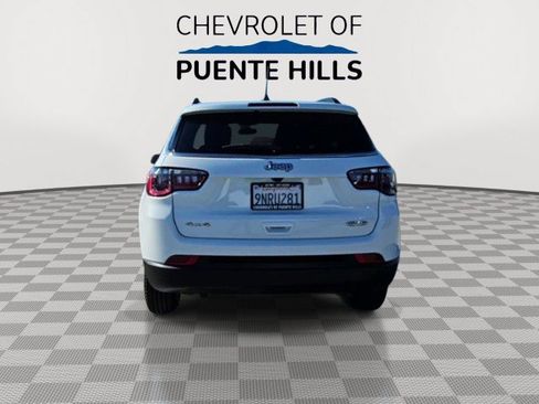 Used 2025 Jeep Compass Latitude AWD/4WD image 7