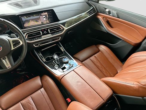 Used 2022 BMW X7 xDrive40i w/ M Sport Package image 25
