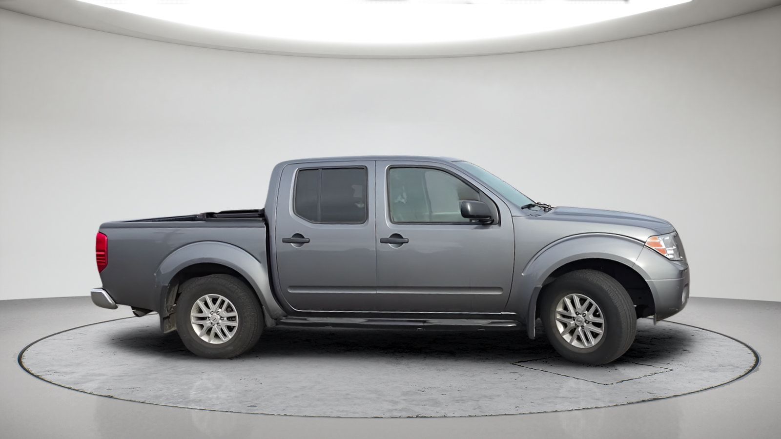 Used 2018 Nissan Frontier SV w/ Value Truck Package RWD image 5