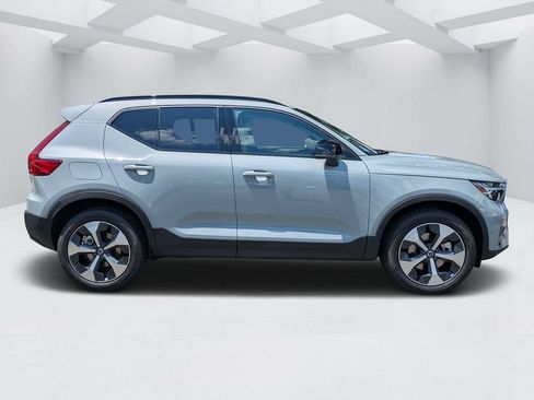 New 2026 Volvo XC40 B4 Plus w/ Protection Package Premier FWD image 2