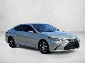 Used 2023 Lexus ES 350 w/ Premium Package FWD video 3