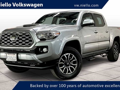 Used 2023 Toyota Tacoma TRD Sport image 1